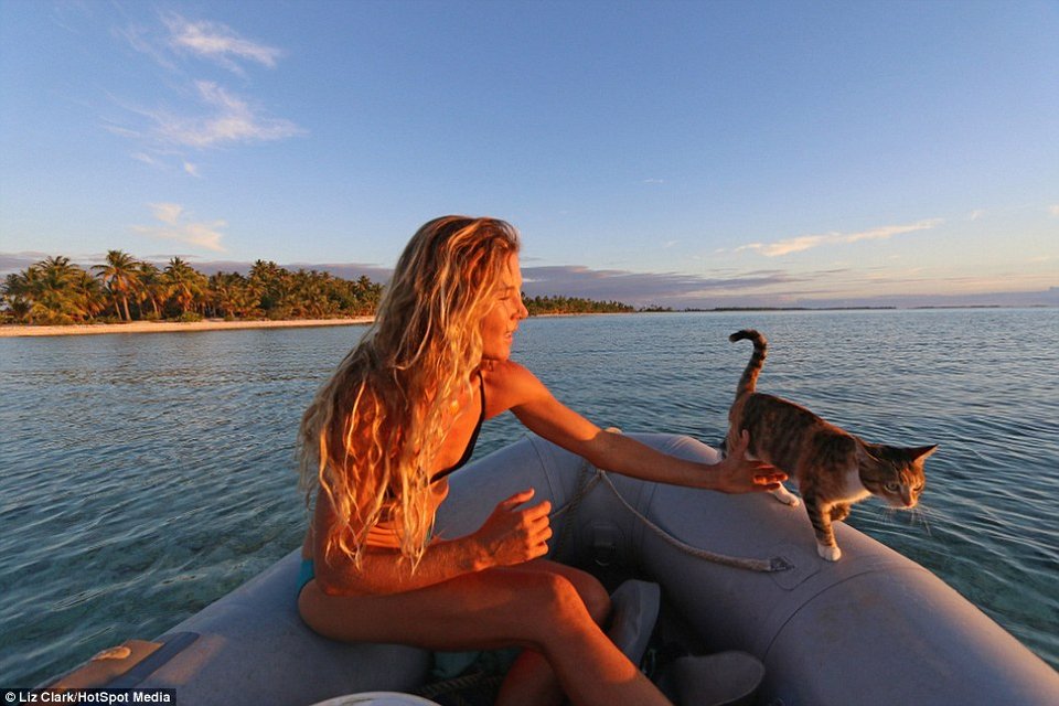 Μπαργούμαν ετών 34 ψάχνει για παρέα σε όλο τον κόσμο: Της χάρισαν γιοτ αλλά νιώθει μόνη [εικόνες] | iefimerida.gr 1