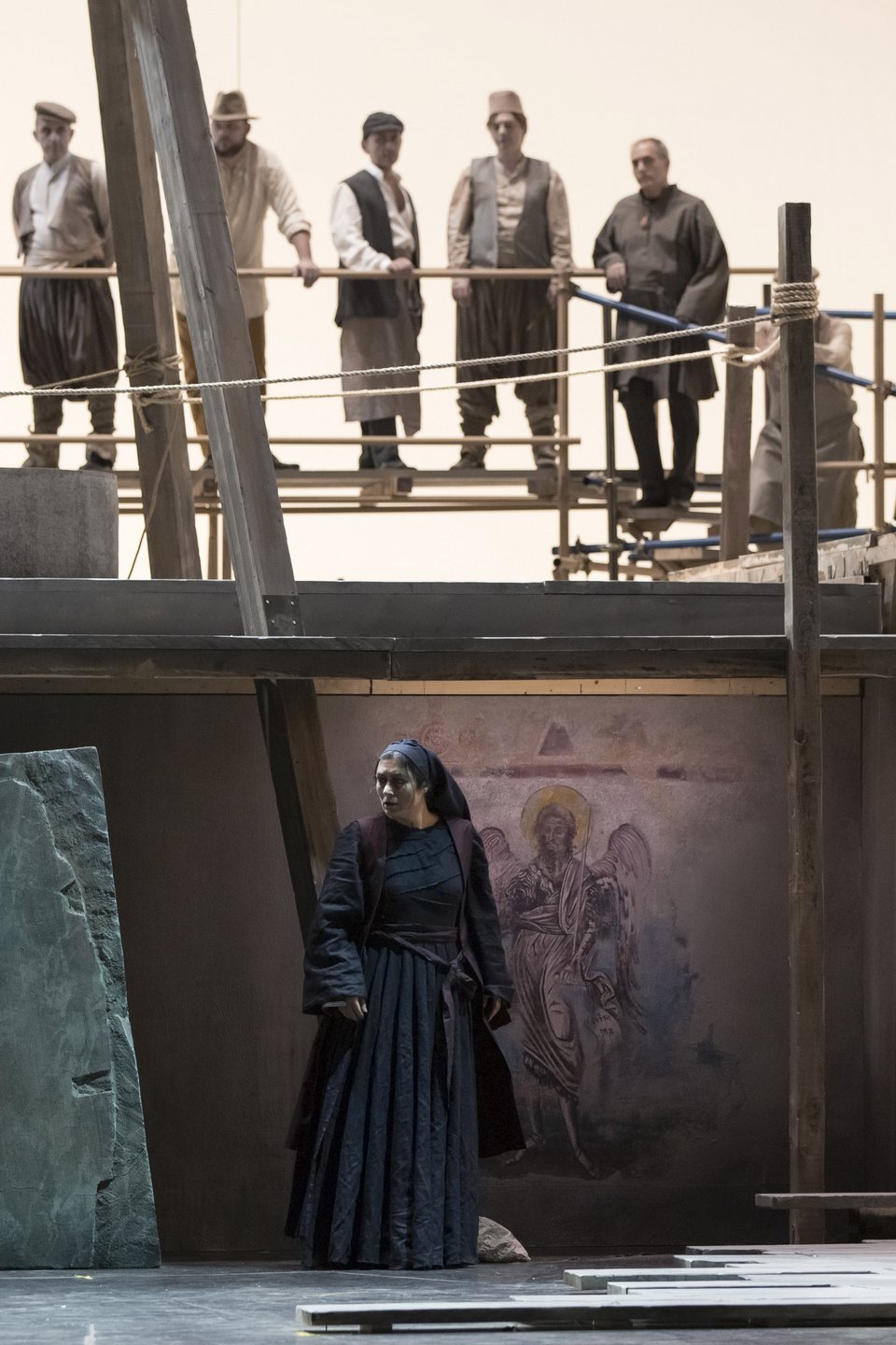 Μπήκαμε στις πρόβες της «Φόνισσας» [εικόνες] | iefimerida.gr 1