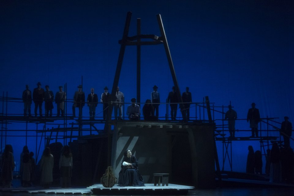 Μπήκαμε στις πρόβες της «Φόνισσας» [εικόνες] | iefimerida.gr 2