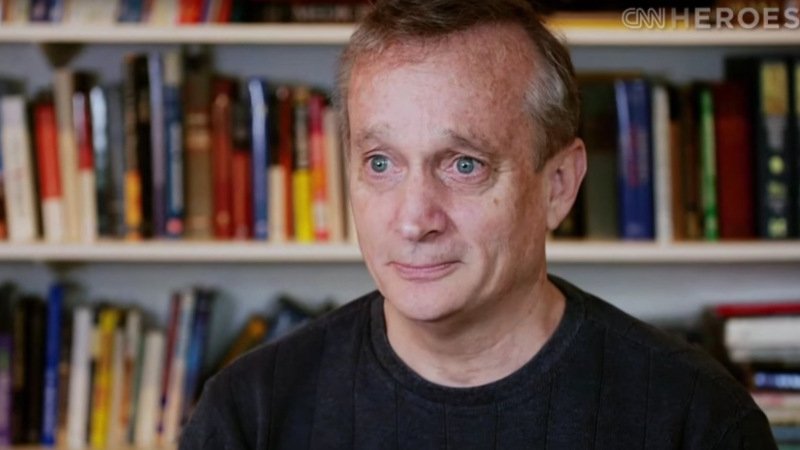 Ο γιατρός των φτωχών - Ο άνδρας που είναι υποψήφιος για «Ηρωας της χρονιάς» [εικόνες] | iefimerida.gr 3