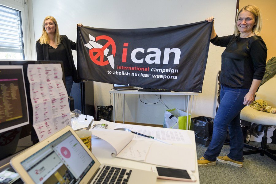 Νόμπελ Ειρήνης με μήνυμα-προειδοποίηση προς τη Β.Κορέα: Δόθηκε στην επιτροπή για την κατάργηση των  πυρηνικών ICAN [βίντεο] | iefimerida.gr 2