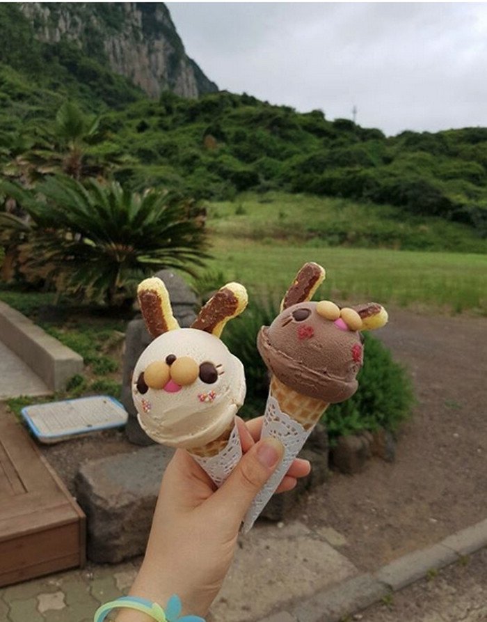 Παγωτομανία: Το χωνάκι σε σχήμα λαγού που έχει κατακτήσει τα social media -Eχει τα πάντα [εικόνες] | iefimerida.gr 4