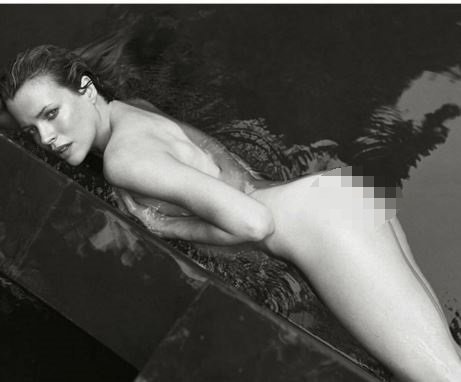 Η κόρη της Κιμ Μπάσιτζερ γυμνή ξανά στο Instagram [εικόνες] | iefimerida.gr 2