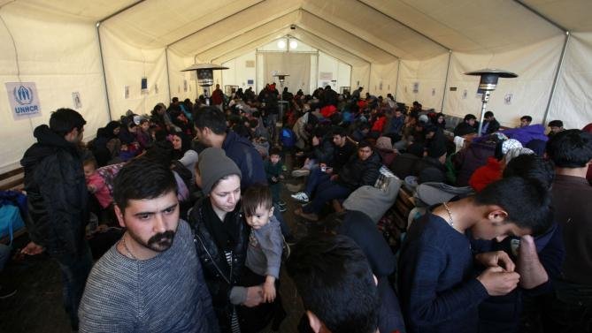 Oι εγκλωβισμένοι πρόσφυγες των Σκοπίων –Η κόλαση του Tabanovce [εικόνες] | iefimerida.gr 3