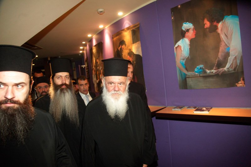 Η θεατρική έξοδος του Αρχιεπισκόπου – Είδε το «Εγκλημα και Τιμωρία» [εικόνες] | iefimerida.gr 2