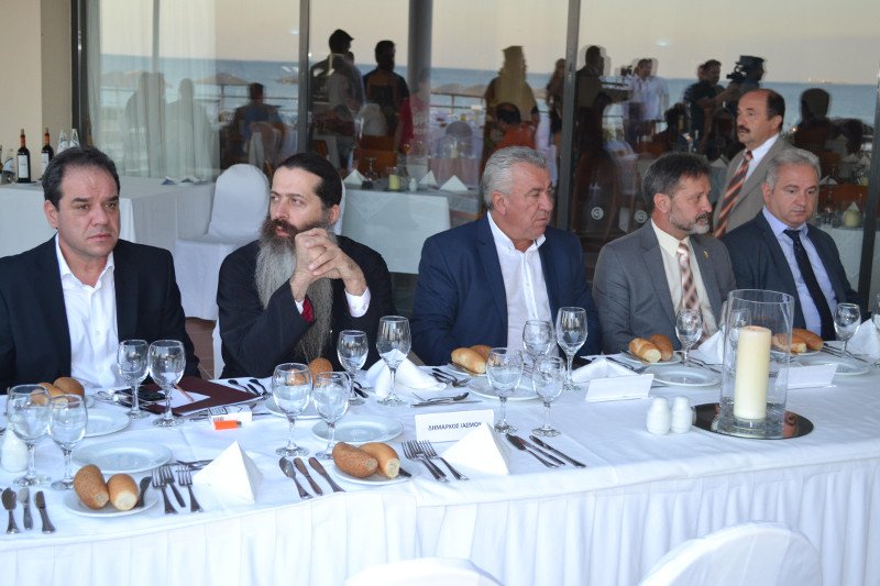 Το μήνυμα του Ιερώνυμου από τη Θράκη: Προτεραιότητα της Εκκλησίας, η ανάπτυξη με επίκεντρο τον άνθρωπο | iefimerida.gr 3