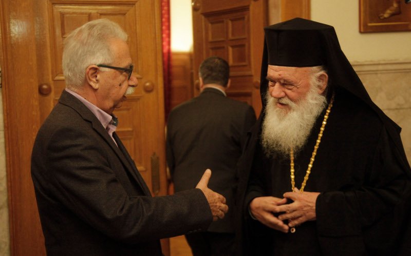 Εφυγε ο Φίλης, επέστρεψαν τα χαμόγελα: Η πρώτη συνάντηση Ιερώνυμου-Γαβρόγλου [εικόνες] | iefimerida.gr 3