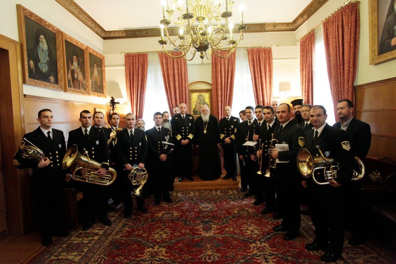 Κάλαντα και παραδοσιακά τραγούδια στον Ιερώνυμο από συλλόγους και φορείς [εικόνες] | iefimerida.gr 2