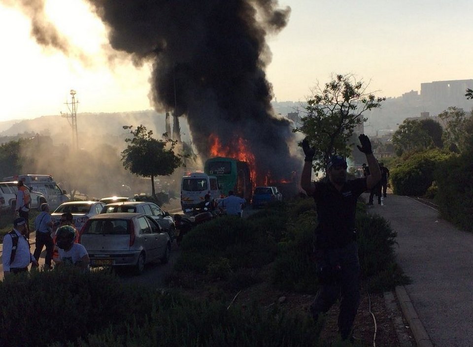 Εκρηξη σε λεωφορείο στην Ιερουσαλήμ -Τουλάχιστον 20 τραυματίες [εικόνες & βίντεο] | iefimerida.gr 5