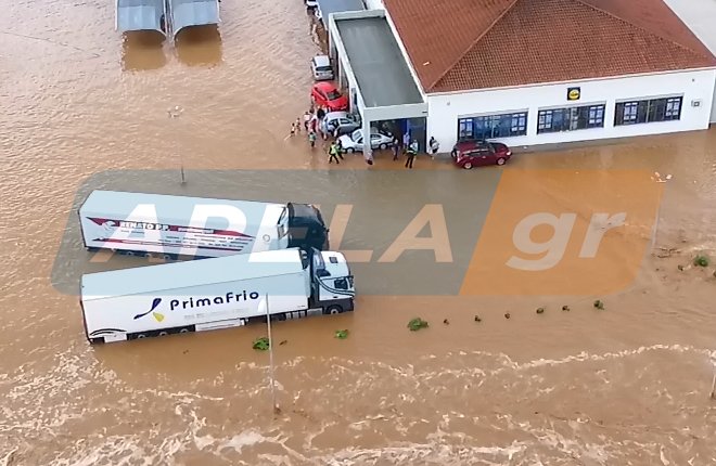 Εικόνες καταστροφής μετά τη φονική κακοκαιρία στη μισή χώρα [εικόνες] | iefimerida.gr 4