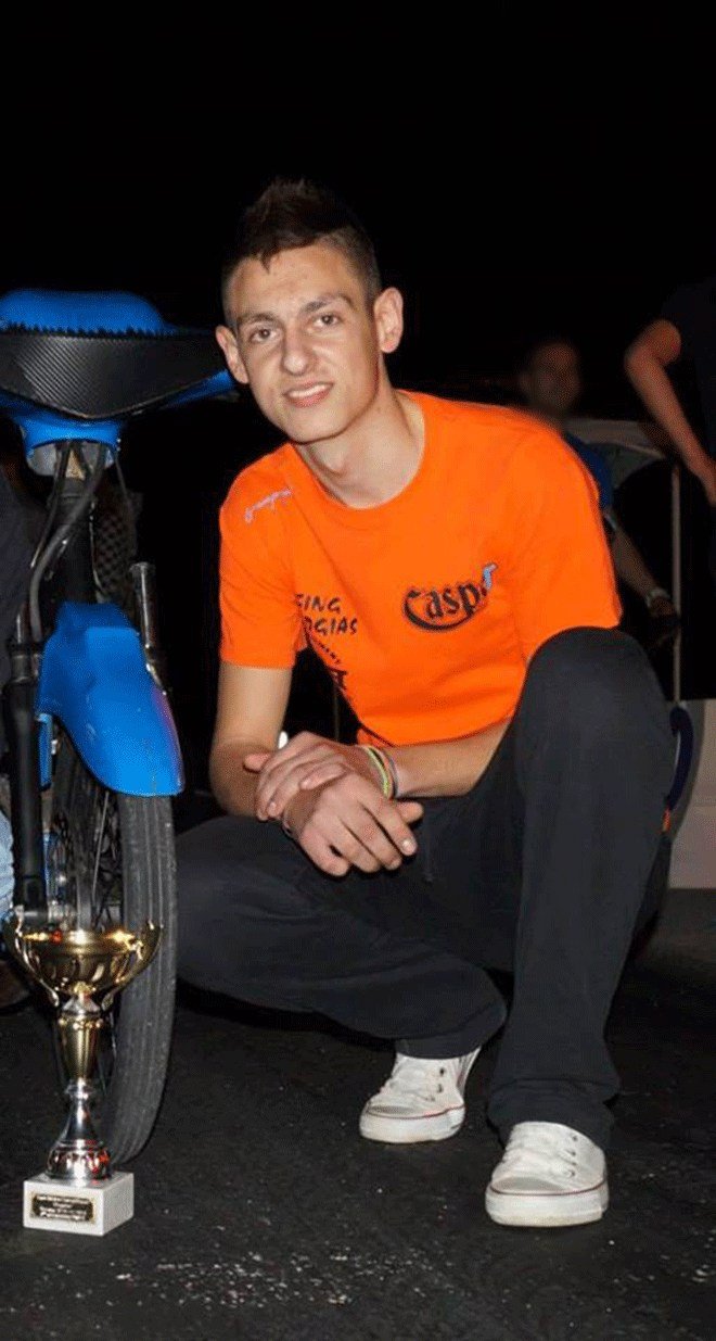 Αυτός είναι ο 19χρονος που σκοτώθηκε στο Ελληνικό σε αγώνα dragster [εικόνες] | iefimerida.gr 3