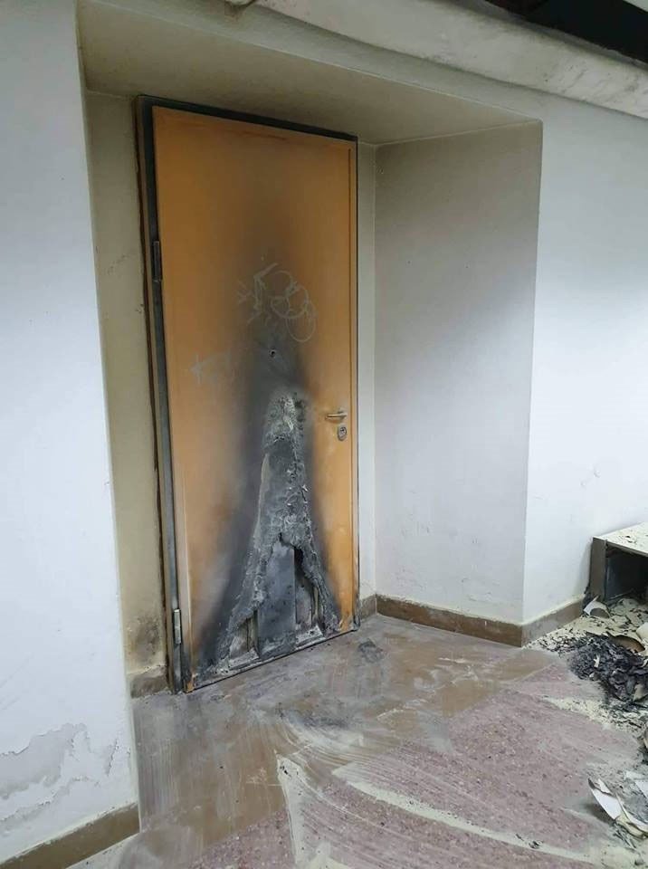  Θεσσαλονίκη: Aγνωστοι προκάλεσαν ζημιές στο ΑΠΘ [εικόνες] | iefimerida.gr 0