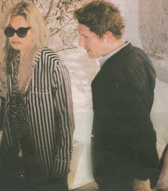 Η Κέιτ Μος βρήκε νέο αμόρε και το έφερε ινκόγκνιτο στην Πάτμο [εικόνες] | iefimerida.gr 1