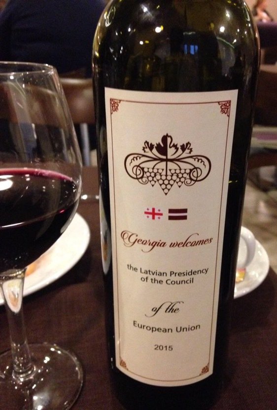 Αυτό το κρασί θα πιουν Μέρκελ και Τσίπρας στο δείπνο της Συνόδου Κορυφής [εικόνα] | iefimerida.gr 1