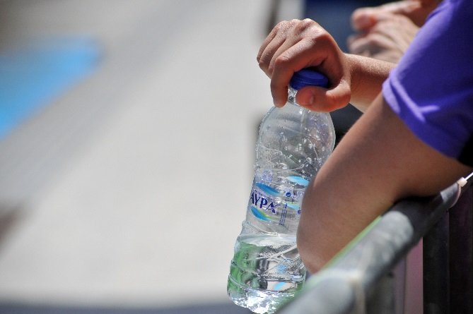 Το Φυσικό Μεταλλικό Νερό ΑΥΡΑ δρόσισε για τέταρτη συνεχόμενη χρονιά το Spetsathlon | iefimerida.gr 0