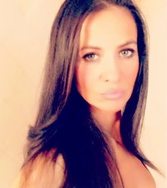 Η Νέλλη Φίλη ανάμεσα στους επιμελητές της μεγαλύτερης έκθεσης Σύγχρονης Τέχνης στη Βενετία [εικόνες]  | iefimerida.gr 1