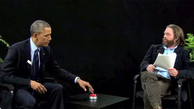 Ποιοι πυροβολούν τον Ομπάμα επειδή πήγε στην εκπομπή του Γαλιφιανάκι – Ολο το παρασκήνιο της συνέντευξης [βίντεο] | iefimerida.gr 1