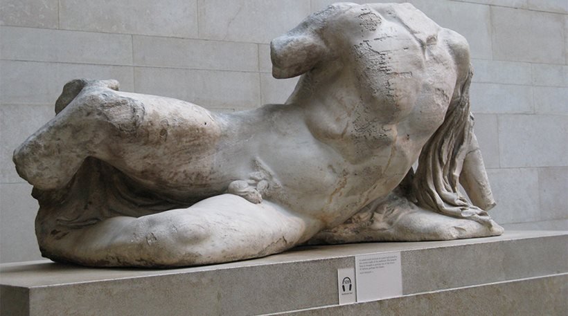 Η άδεια προθήκη του Βρετανικού Μουσείου -Το σημείωμα των Βρετανών για το δανεισμό του γλυπτού του Παρθενώνα στους Ρώσους [εικόνες] | iefimerida.gr 3