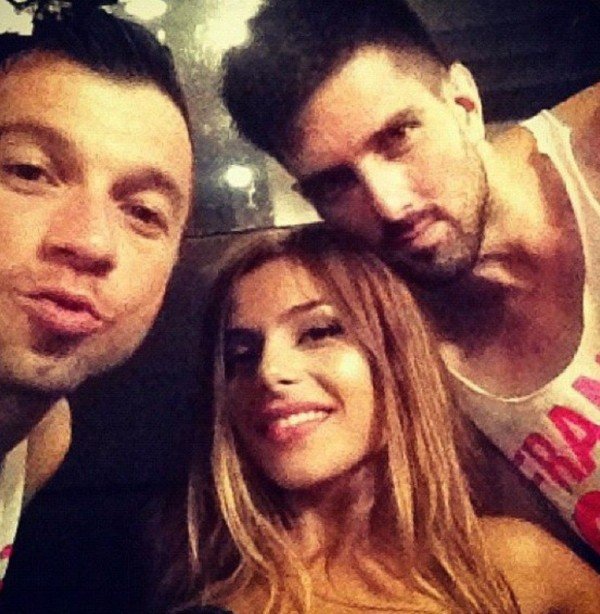 Τι συμβαίνει στο backstage της περιοδείας της Ελευθερίας Ελευθερίου [εικόνες] | iefimerida.gr 2