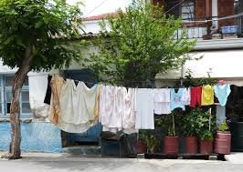 Από σήμερα, συμμετοχικές «Μπουγάδες» στο Beton 7 για τους Γιατρούς του Κόσμου [εικόνες] | iefimerida.gr 3