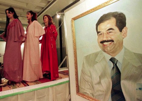 Ο διακεκριμένος φωτογράφος Γιάννης Μπεχράκης εξυμνεί τη γυναίκα μέσα από το φακό του [εικόνες] | iefimerida.gr 1