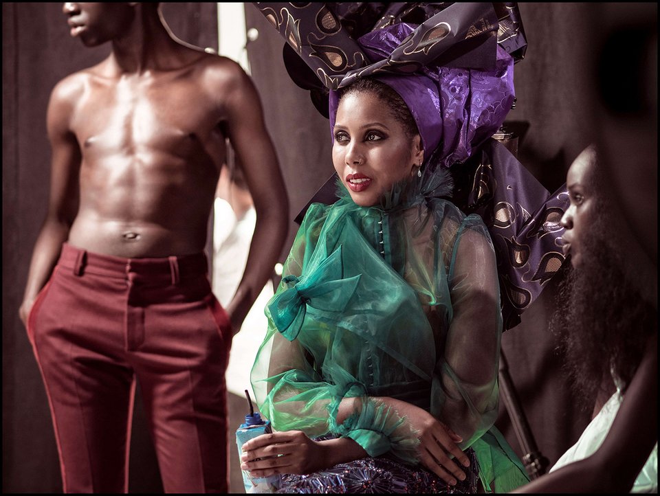 Το ημερολόγιο της Pirelli για το 2018 αποθεώνει τη μαύρη ομορφιά [εικόνες] | iefimerida.gr 11