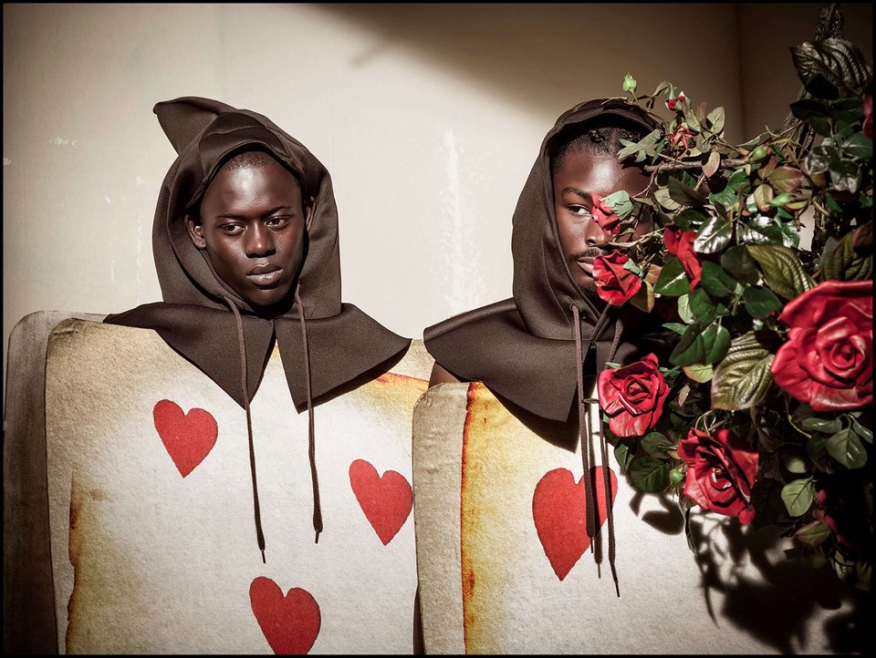 Το ημερολόγιο της Pirelli για το 2018 αποθεώνει τη μαύρη ομορφιά [εικόνες] | iefimerida.gr 15