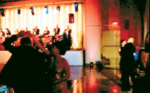 Ζωή γεμάτη χλιδή για τους κήρυκες της λιτότητας -Γλέντια και παχυλοί μισθοί [εικόνες] | iefimerida.gr 2