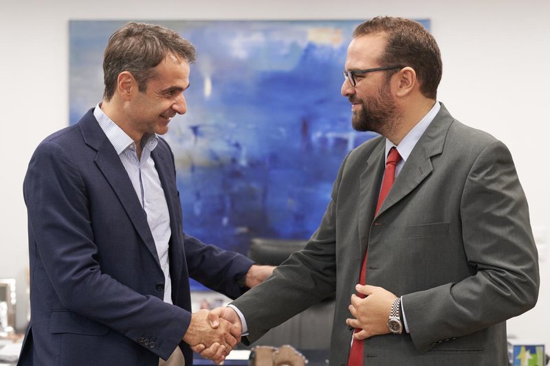 Συνάντηση Μητσοτάκη με τον υποψήφιο της ΝΔ στην περιφέρεια Δυτ. Ελλάδος Νεκτάριο Φαρμάκη | iefimerida.gr 1