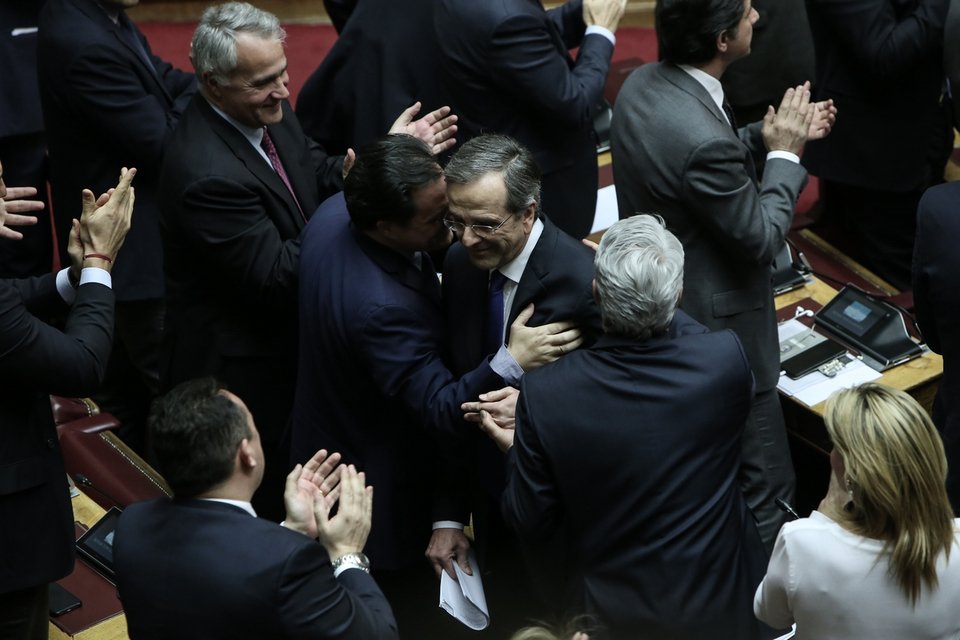 Ο Αντώνης Σαμαράς χειροκροτήθηκε από βουλευτές της ΝΔ -Φωτογραφία: George Vitsaras / SOOC