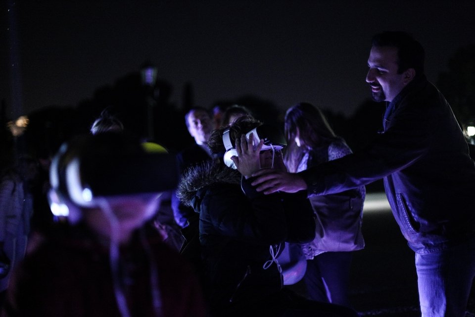 Εβδομάδα Παρατήρησης του Αρη: Το National Geographic έστησε τηλεσκόπια σε όλη την Αθήνα! [εικόνες&βίντεο] | iefimerida.gr 1