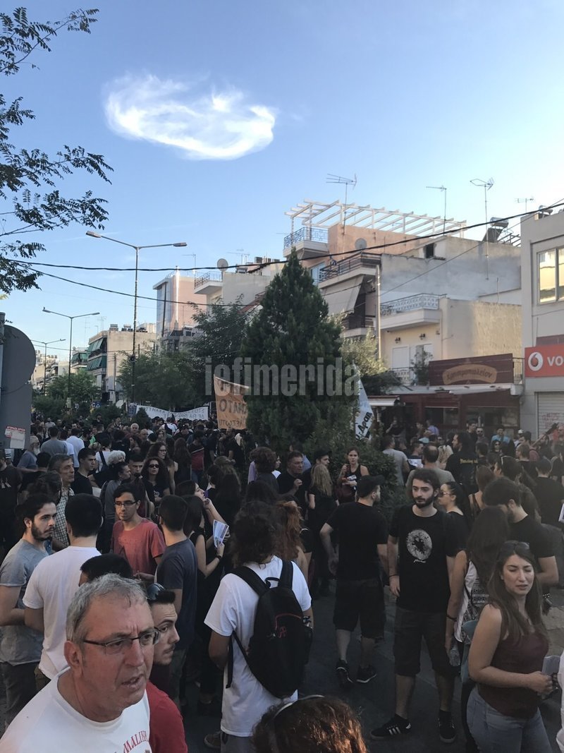 Πορεία στη μνήμη Φύσσα -Επεισόδια σε Πειραιά, Πάτρα και Θεσσαλονίκη [εικόνες & βίντεο] | iefimerida.gr 20