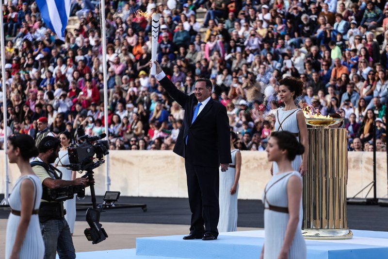 Ξεκίνησε το ταξίδι της Ολυμπιακής Φλόγας για το Ρίο -Η τελετή στο Παναθηναϊκό Στάδιο [εικόνες] | iefimerida.gr 15