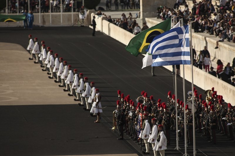 Ξεκίνησε το ταξίδι της Ολυμπιακής Φλόγας για το Ρίο -Η τελετή στο Παναθηναϊκό Στάδιο [εικόνες] | iefimerida.gr 17