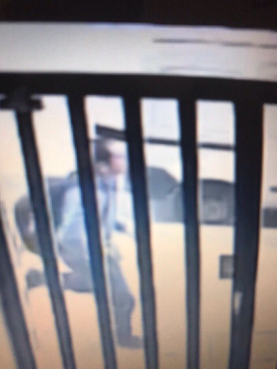 Αυτός είναι ένας από τους δράστες της σπείρας  που έκλεβε ιατρικά μηχανήματα [εικόνες] | iefimerida.gr 1