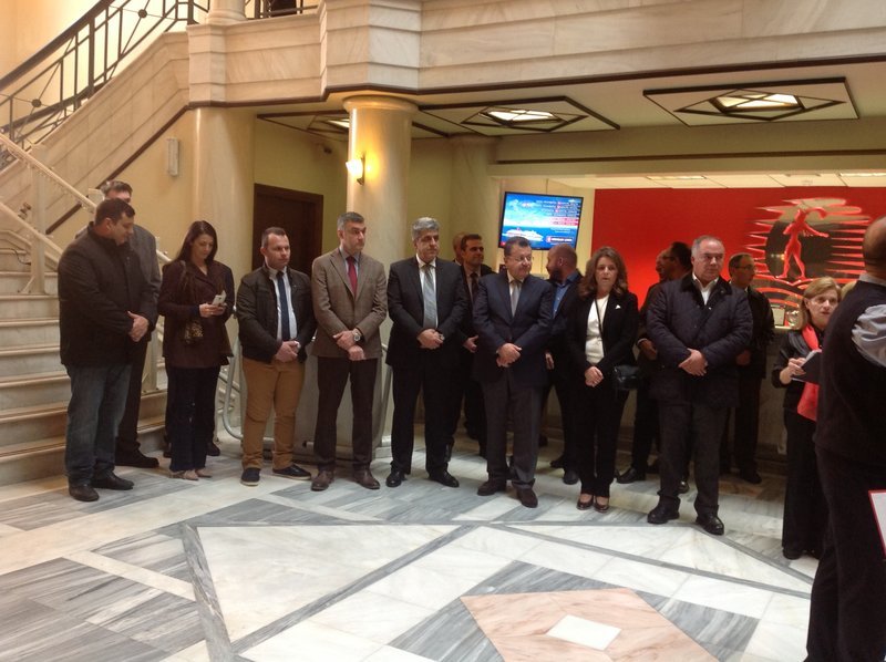 Με μοναδικές μελωδίες γέμισαν τα κεντρικά γραφεία των Μινωικών Γραμμών [εικόνες] | iefimerida.gr 1