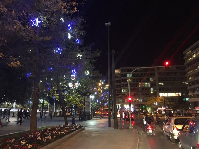 «Μύρισε» Χριστούγεννα το κέντρο της Αθήνας [εικόνες] | iefimerida.gr 6