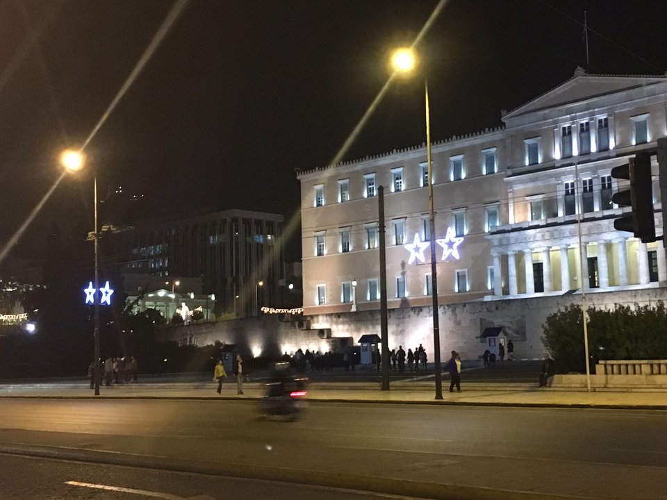 «Μύρισε» Χριστούγεννα το κέντρο της Αθήνας [εικόνες] | iefimerida.gr 8