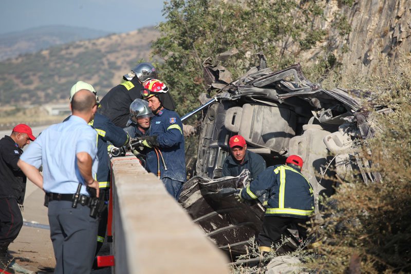 Τροχαίο-σοκ στην Εγνατία με 6 νεκρούς -3 παιδιά ανάμεσά τους [εικόνες] | iefimerida.gr 2