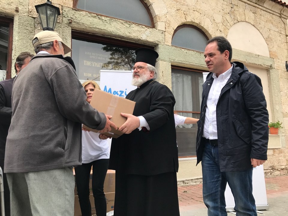 «Αποστολή» και «Μασούτης» στηρίζουν με τρόφιμα οικογένειες στον ακριτικό Εβρο [εικόνες] | iefimerida.gr 3