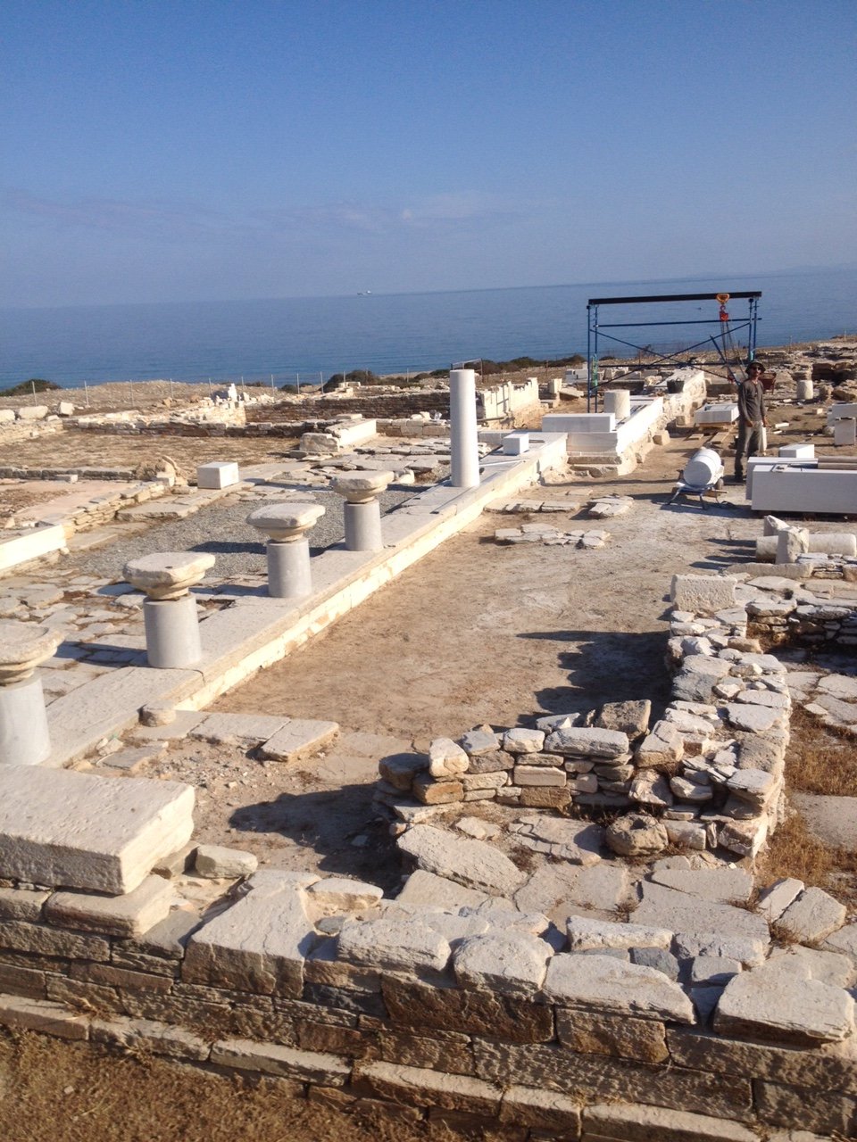 Ξεκινούν τα έργα αναστήλωσης σε αρχαιότητες στο Δεσποτικό: Το ακατοίκητο νησάκι των Κυκλάδων | iefimerida.gr 0