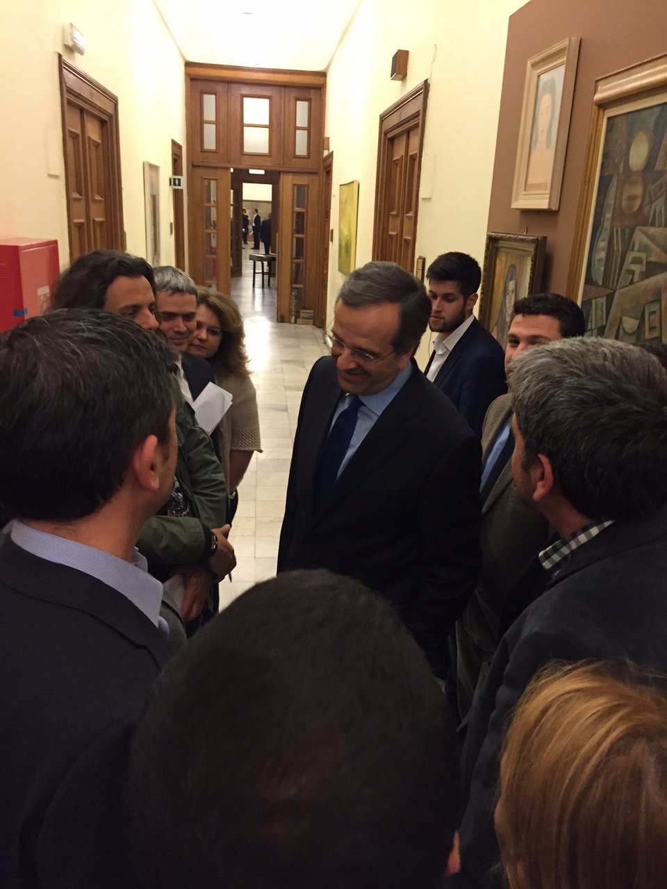 Ξαφνικό τετ α τετ Σαμαρά-Βενιζέλου στη Βουλή [εικόνες] | iefimerida.gr 2