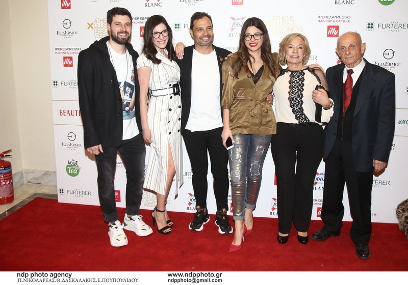 Η πανέμορφη κόρη του Λάμπη Λιβιεράτου και η Ιωάννα Μπέλλα χωρίς υαλουρονικό στο σόου «Tassos Mitropoulos» [εικόνες] | iefimerida.gr 14