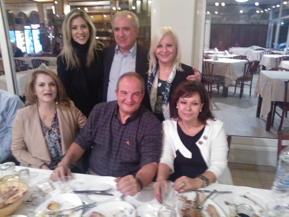 Τι θέλει ο Καραμανλής στα Βλάχικα -Εφαγε με 40 βουλευτές [εικόνα] | iefimerida.gr 0