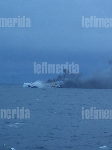 Αγγελος Μόσχοβας: Η τραγωδία του Norman Atlantic όπως την έζησα [νέες αποκλειστικές εικόνες & βίντεο] | iefimerida.gr 8