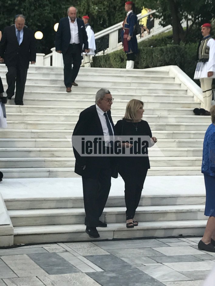 Στους κήπους του Προεδρικού η γιορτή της Δημοκρατίας -Ποιοι έδωσαν το «παρών» [εικόνες] | iefimerida.gr 43