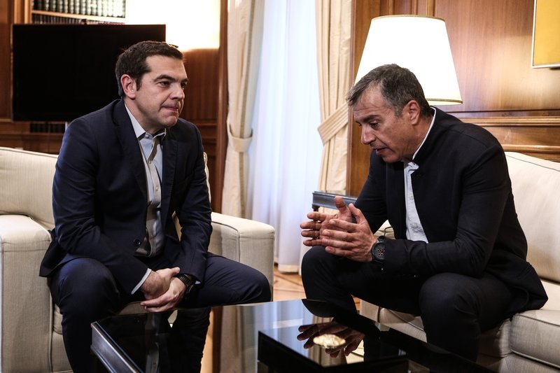 Τι είπαν Τσίπρας-Θεοδωράκης για τον Ιβάν Σαββίδη - Ολος ο διάλογος [εικόνες] | iefimerida.gr 3