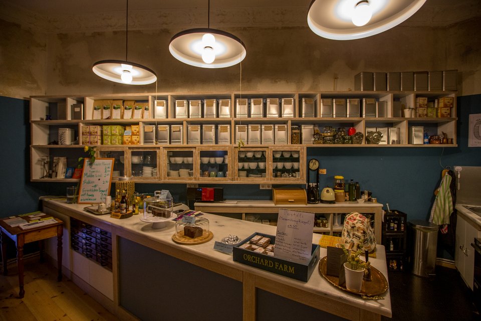 Ο Θεσσαλονικιός που έμαθε στους Γερμανούς τη ματζουράνα, το τίλιο και τη ρίγανη [εικόνες]  | iefimerida.gr 2