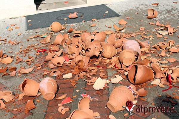 Πρέβεζα: Η πρώτη Ανάσταση ήρθε με εκκωφαντικό τρόπο [εικόνες & βίντεο] | iefimerida.gr 1