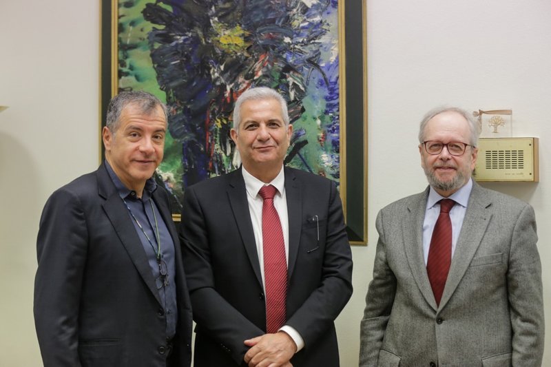 Συνάντηση Θεοδωράκη-Κυπριανού -Συζήτησαν για το Κυπριακό και τις τουρκικές προκλήσεις [εικόνες] | iefimerida.gr 0